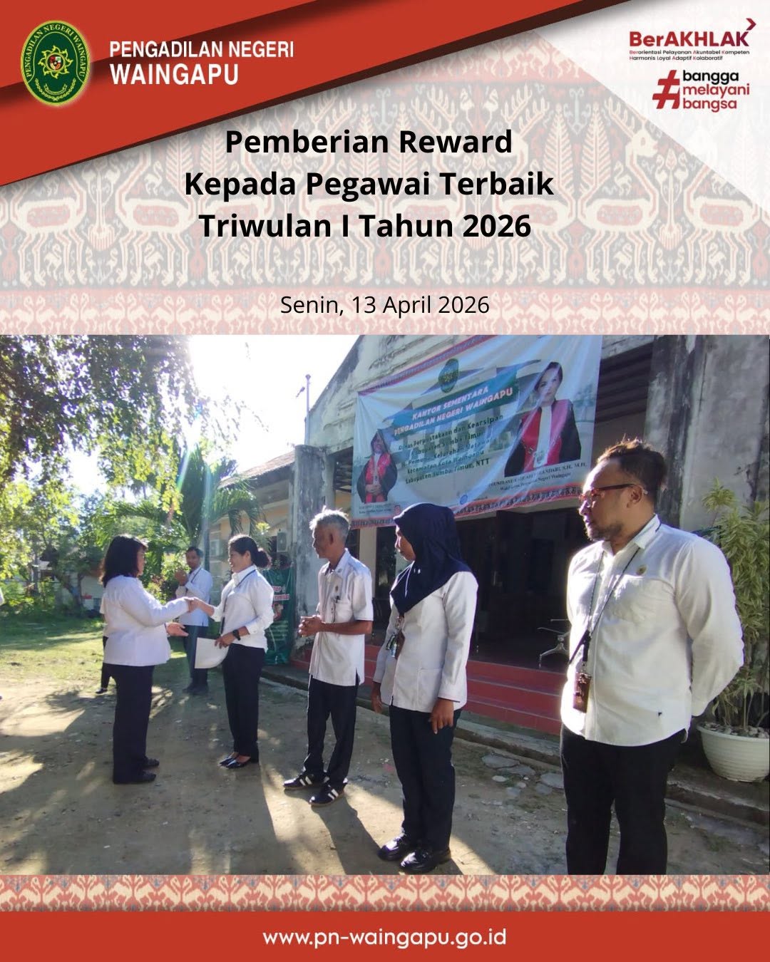 penhargaan pegawai terbaik